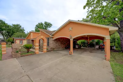 316 Hickman Lane, Angleton, TX 77515 - Photo 41
