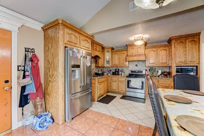 316 Hickman Lane, Angleton, TX 77515 - Photo 17