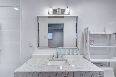 1202 Shadeland Drive, Houston, TX 77043 - Photo 15