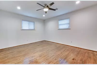 1202 Shadeland Drive, Houston, TX 77043 - Photo 11