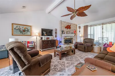 10107 Rocky Hollow Road, La Porte, TX 77571 - Photo 7