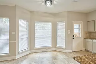 28130 Laura Ct, Conroe, TX 77385 - Photo 19