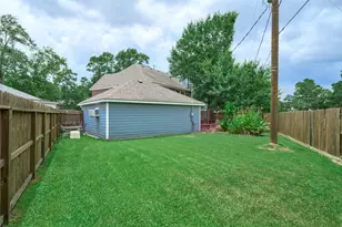 28130 Laura Ct, Conroe, TX 77385 - Photo 45