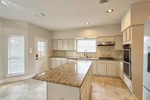 28130 Laura Ct, Conroe, TX 77385 - Photo 17