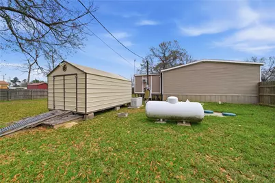 21613 County Road 37492, Cleveland, TX 77327 - Photo 31