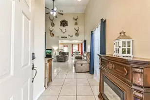 8319 White Pine Ln, Baytown, TX 77523 - Photo 3