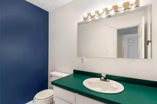 1002 Ransom St, Anahuac, TX 77514 - Photo 23