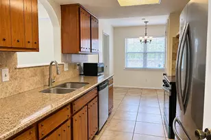 8831 Hendon Ln, Houston, TX 77036 - Photo 9