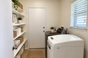 8831 Hendon Ln, Houston, TX 77036 - Photo 19
