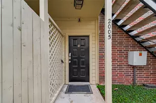 2121 El Paseo, Houston, TX 77054 - Photo 3