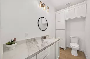 716 Zoe St, Houston, TX 77020 - Photo 17