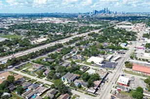 716 Zoe St, Houston, TX 77020 - Photo 43