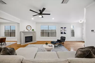 217 W 24th Street, Houston, TX 77008 - Photo 7