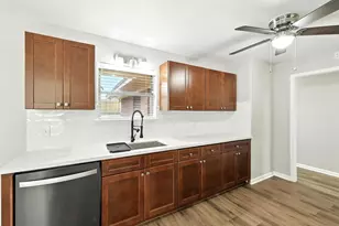 515 Maple Way, Houston, TX 77015 - Photo 13