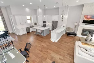 4962 Edison Park Ln, Houston, TX 77081 - Photo 17