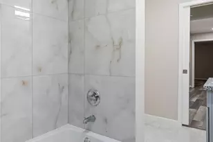 10613 Chadwick St, Houston, TX 77029 - Photo 25