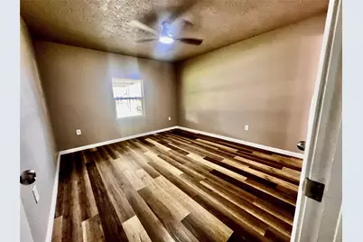 2307 Windsor Lane, Pasadena, TX 77506 - Photo 15
