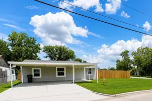 2307 Windsor Ln, Pasadena, TX 77506 - Photo 1