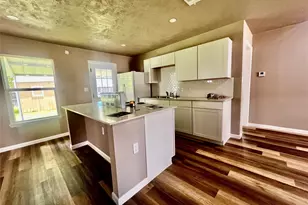 2307 Windsor Ln, Pasadena, TX 77506 - Photo 11