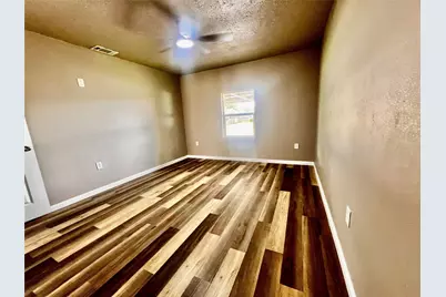 2307 Windsor Lane, Pasadena, TX 77506 - Photo 17