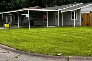 2307 Windsor Ln, Pasadena, TX 77506 - Photo 1