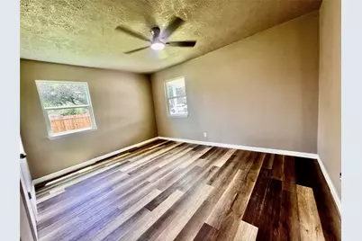 2307 Windsor Lane, Pasadena, TX 77506 - Photo 19