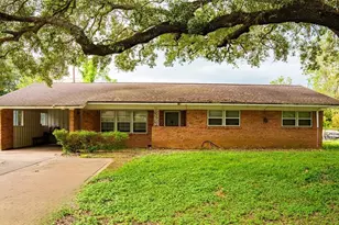 611 Frankie, Wharton, TX 77488 - Photo 1