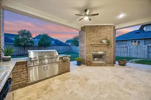 5514 Caspian Falls Ln, Fulshear, TX 77441 - Photo 37