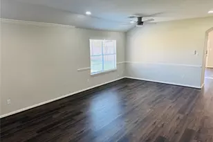 9530 Flying Eagle Ct, Houston, TX 77083 - Photo 5