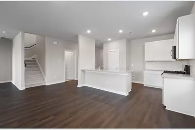 2445 East Heritage Drive, Dayton, TX 77535 - Photo 7