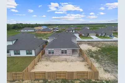 2445 East Heritage Drive, Dayton, TX 77535 - Photo 29