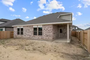 2445 E Heritage Dr, Dayton, TX 77535 - Photo 27