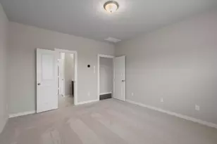 2445 E Heritage Dr, Dayton, TX 77535 - Photo 15