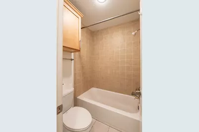 1100 Augusta Drive #76, Houston, TX 77057 - Photo 9