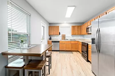 7244 S Gulfway Drive E, Port Arthur, TX 77642 - Photo 9