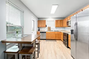 7244 S Gulfway Dr E, Port Arthur, TX 77642 - Photo 9