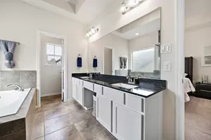 1510 Brayson Oaks Pl, Houston, TX 77043 - Photo 31