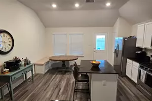 3111 Zachary Bay Ln, Dickinson, TX 77539 - Photo 3