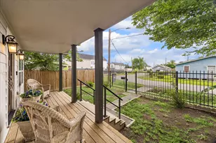 216 E 32nd St, Houston, TX 77018 - Photo 5