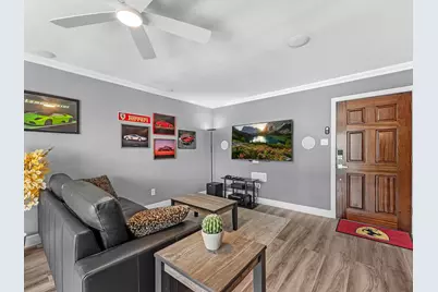 505 Westcott Street #308, Houston, TX 77007 - Photo 3