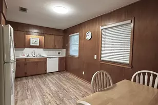 310 Ida Cir, Vidor, TX 77662 - Photo 9