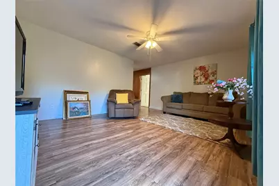 310 Ida Circle, Vidor, TX 77662 - Photo 5