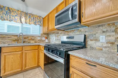 6115 Elton Knolls Street, Katy, TX 77449 - Photo 17