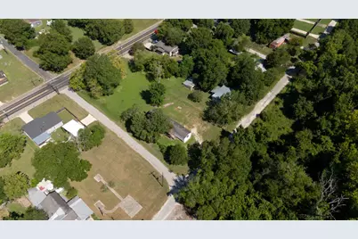 904 Piedmont Drive, Navasota, TX 77868 - Photo 9