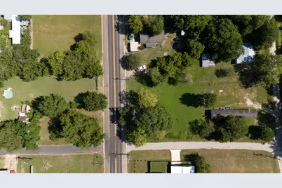 904 Piedmont Drive, Navasota, TX 77868 - Photo 11