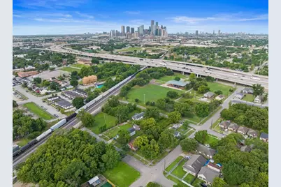 1919 Hailey Street, Houston, TX 77026 - Photo 1
