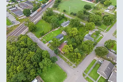 1919 Hailey Street, Houston, TX 77026 - Photo 3