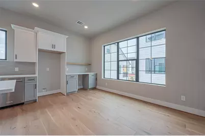 1222 W 24th Street #D, Houston, TX 77008 - Photo 9