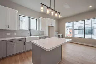 1222 W 24th St, Houston, TX 77008 - Photo 13