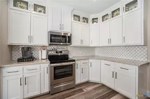 105 Redfish Dr, Port Lavaca, TX 77979 - Photo 13